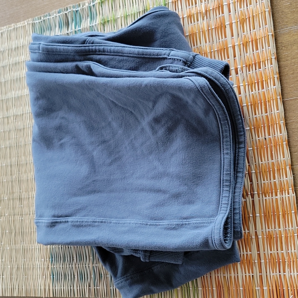 LULULEMON ATHLETIC WORK OUT PANTS - Picture 8 of 9